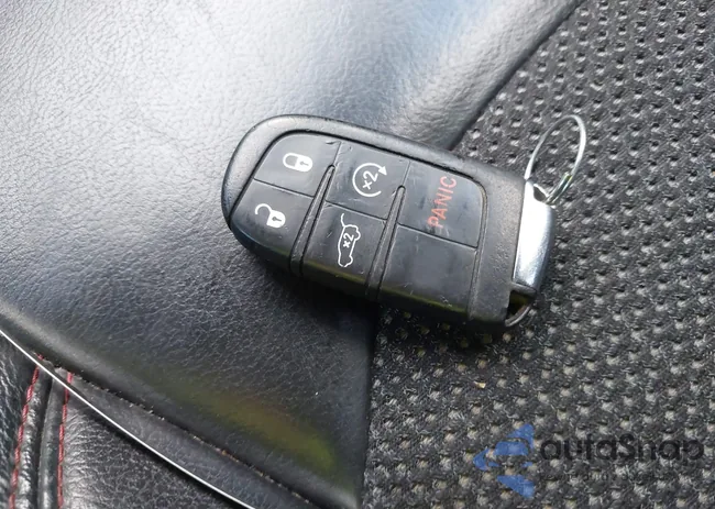 3C4NJDDB7KT622428: 43843113