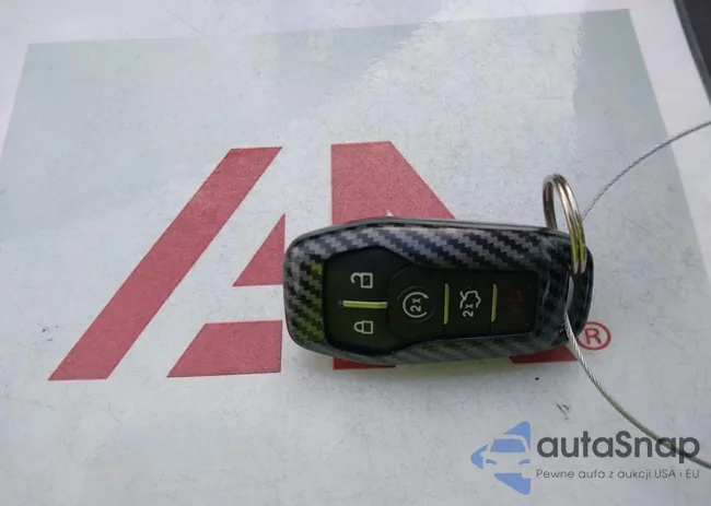 3LN6L2LU3ER805182: 43843166