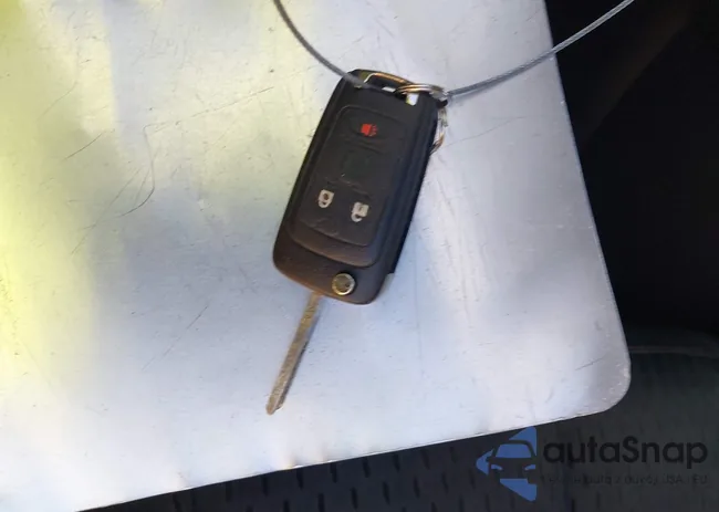 2GNFLEEK3F6230048: 43843327