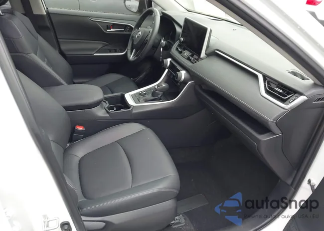 JTMB6RFV7RJ045443: 43843410