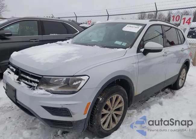 3VV0B7AX1JM105886: 43842568