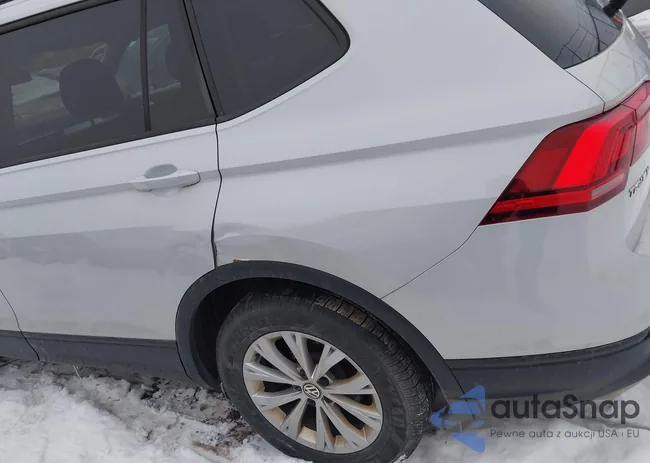 3VV0B7AX1JM105886: 43842568