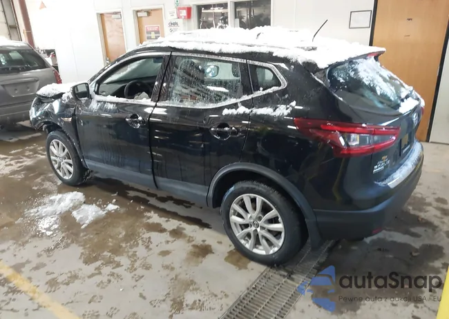 JN1BJ1CW2LW643675: 43842590