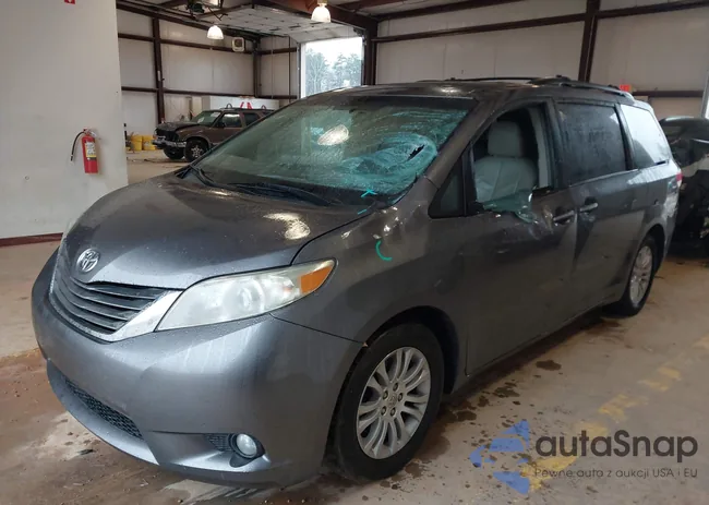 5TDYK3DC9BS089165: 43842648