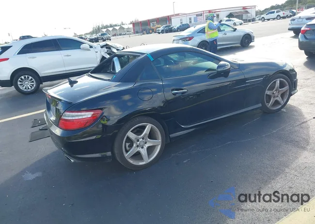 WDDPK3JA4GF121824: 43842682