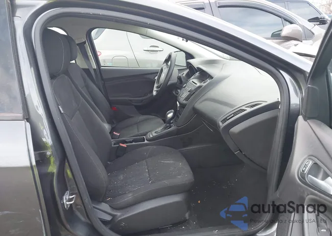 1FADP3F29HL236833: 43842823