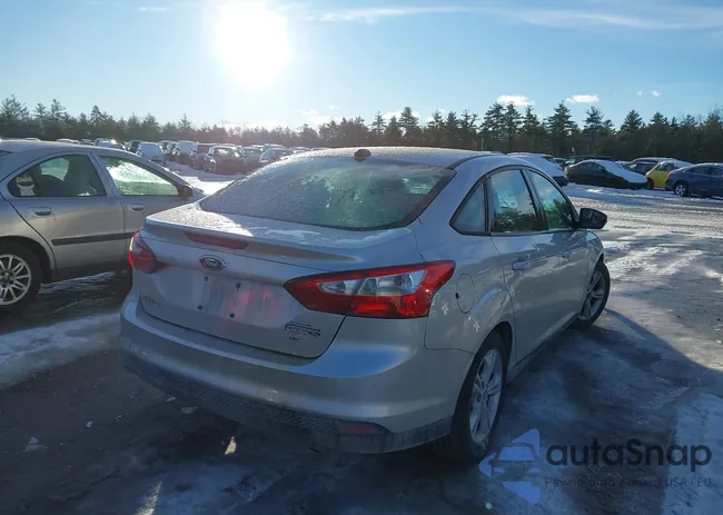 1FADP3F26EL438153: 43843956