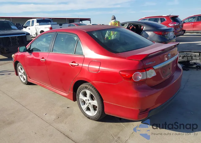 2T1BU4EEXCC780687: 43844295