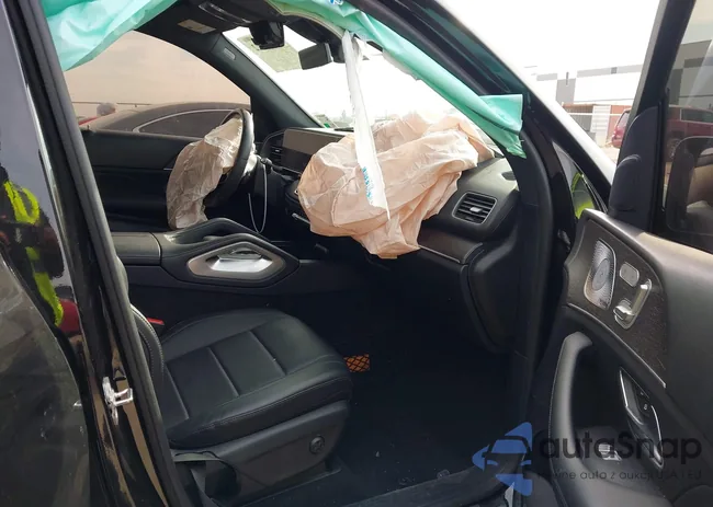 4JGFB4JB8MA330590: 43844472