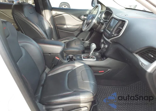 1C4PJMBS5GW183968: 43845119