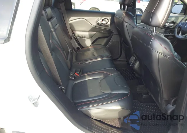 1C4PJMBS5GW183968: 43845119