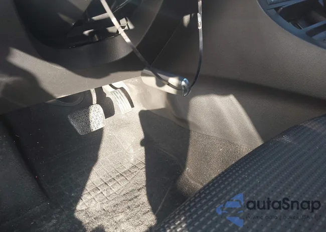 JM1BL1VP4D1797140: 43845198