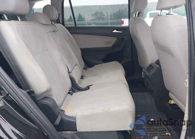 3VV1B7AX5MM014645: 43845312