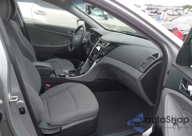 5NPEB4AC2CH385102: 43845442