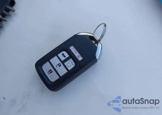 1HGCR2F82GA086963: 43844600