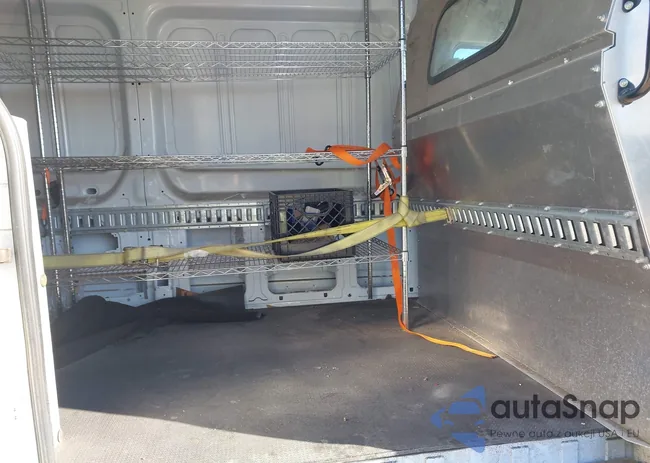 1FTBW3XM8JKB31104: 43844652