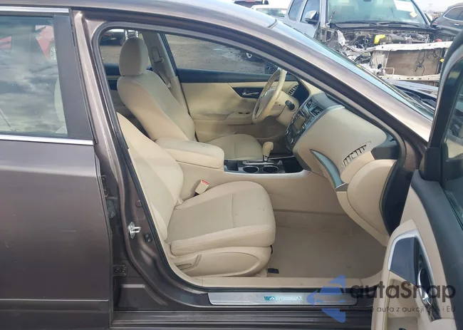 1N4AL3AP9EC404211: 43844716