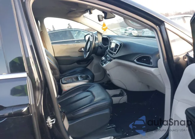 2C4RC1DG0LR172521: 43844820