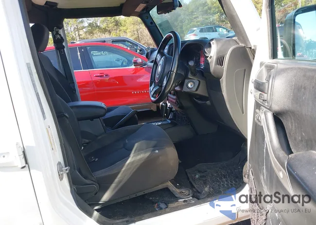 1C4BJWKG1HL508460: 43844830