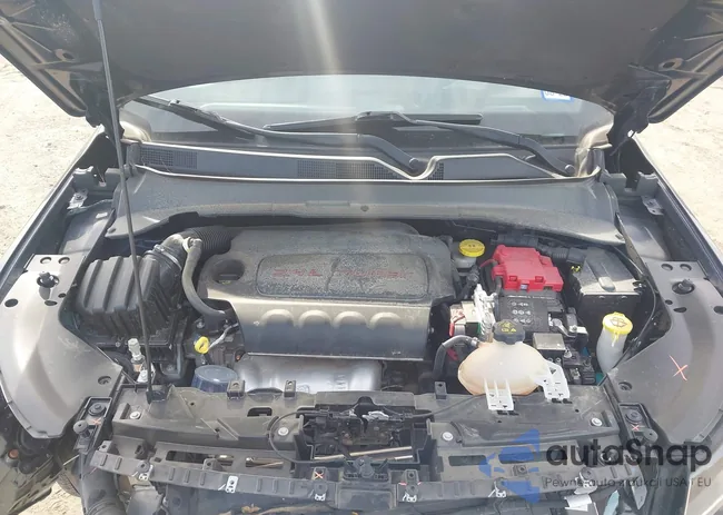 3C4NJCEB7MT552747: 43844891