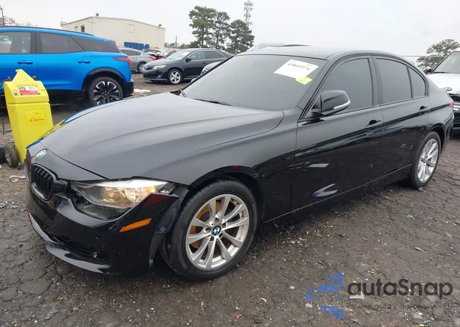 WBA8E1G36HNU15796: 43845976