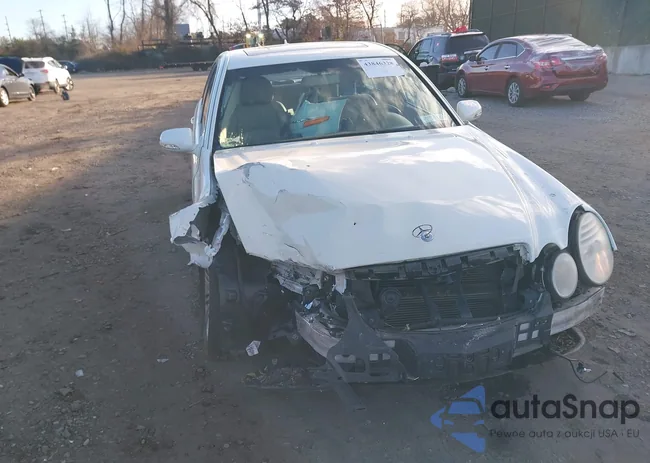 WDBUF87X38B293117: 43846328