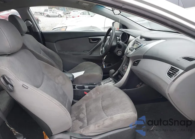 KMHDH6AE3DU016484: 43846356