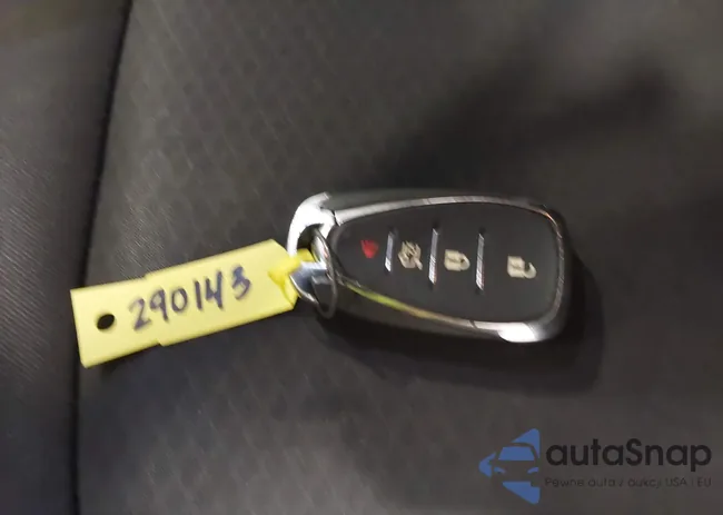 1G1ZB5ST1HF290143: 43846366