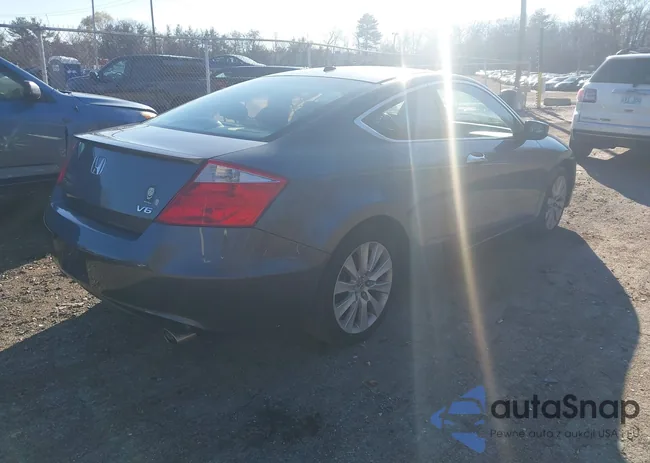 1HGCS228X9A004085: 43846489