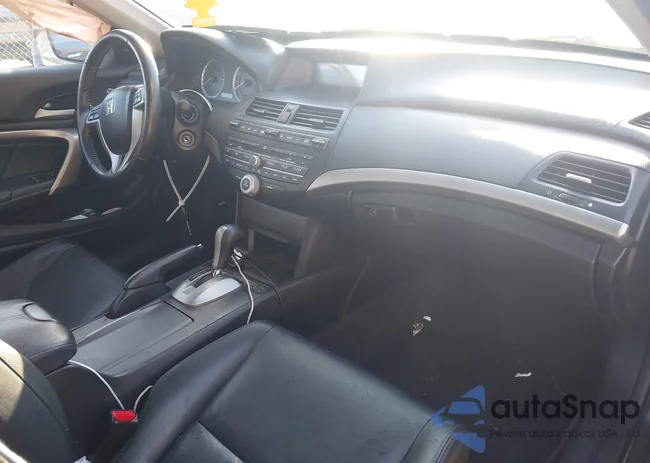 1HGCS228X9A004085: 43846489