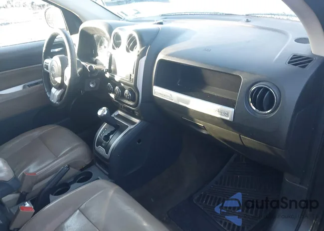 1C4NJDEB5HD112365: 43845642