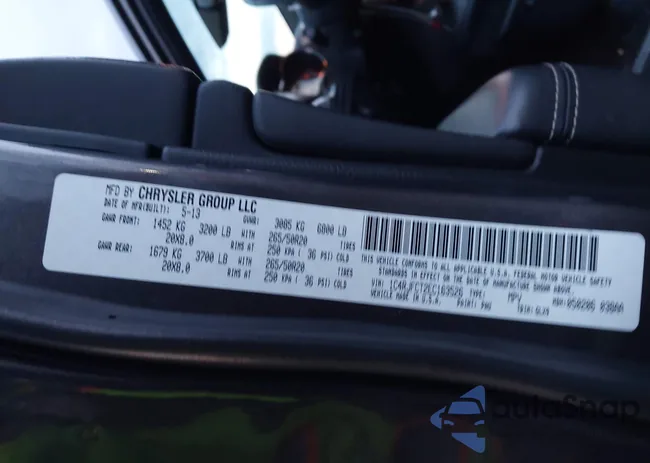 1C4RJFCT2EC163526: 43845649