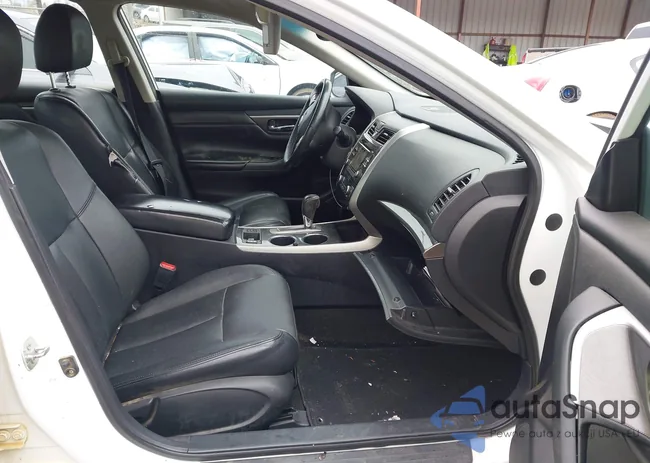 1N4AL3AP2EC264535: 43845687