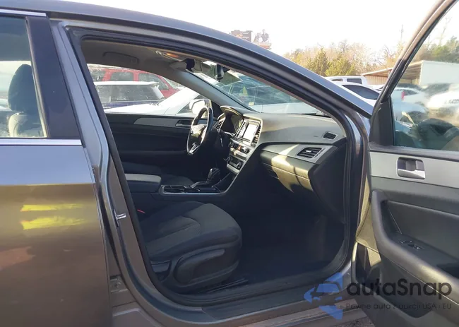 5NPE34AF7KH760326: 43845748