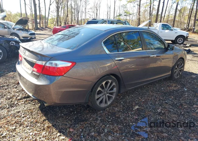 1HGCR2F50EA115766: 43846901