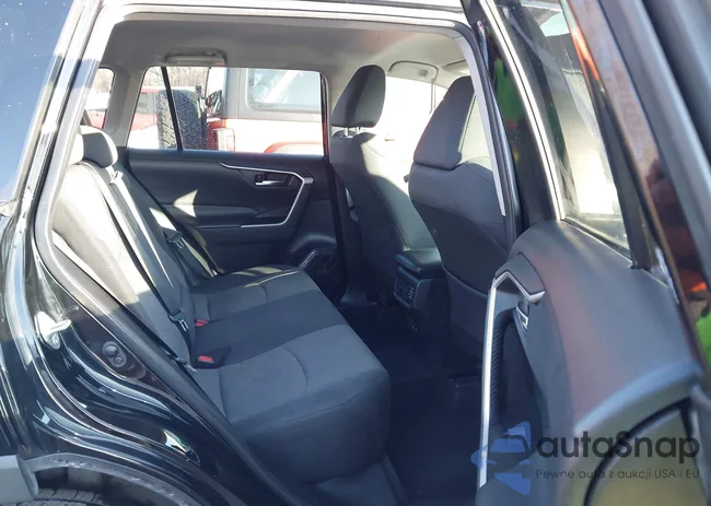 2T3W1RFV3MC088429: 43846933