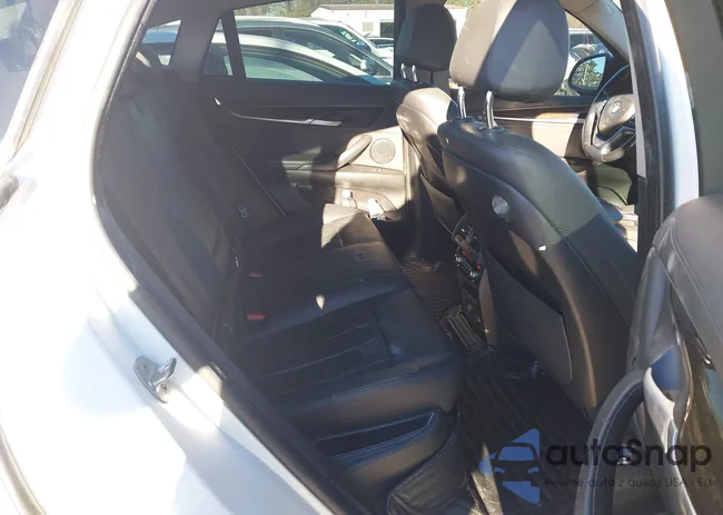 5UXKU2C51F0N77532: 43847053