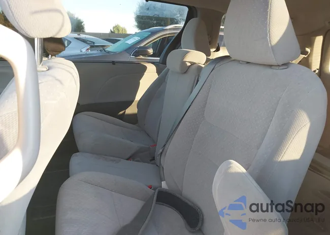 5TDKZ3DC9KS972555: 43847123