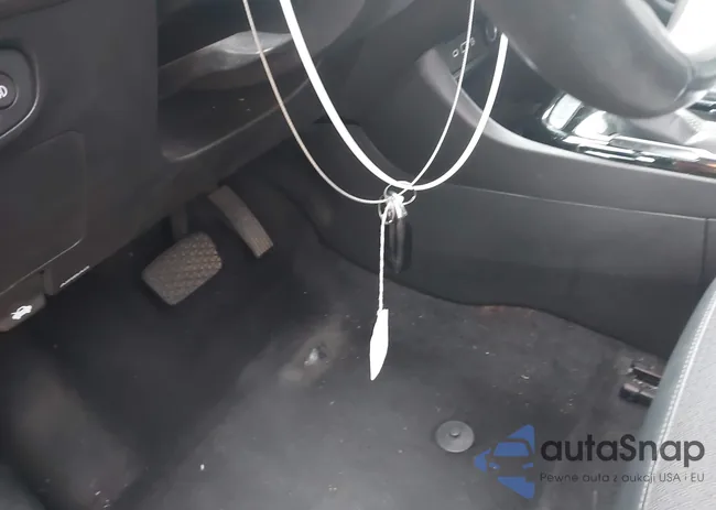 KL4MMBS24MB068886: 43847153