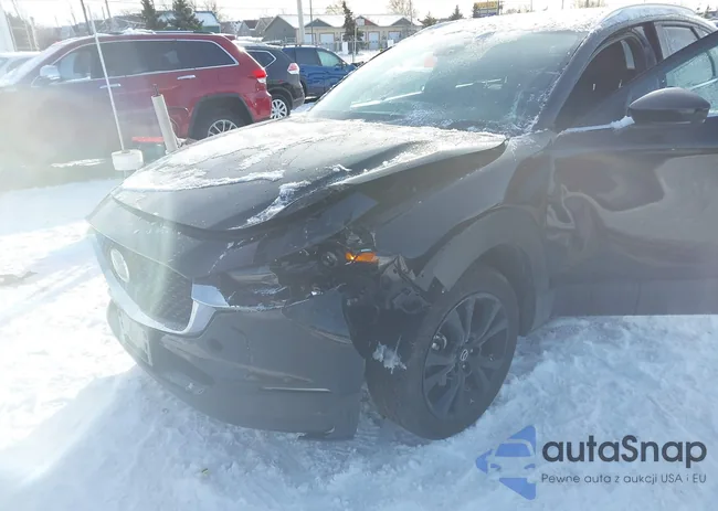 3MVDMBBM9RM700724: 43847391