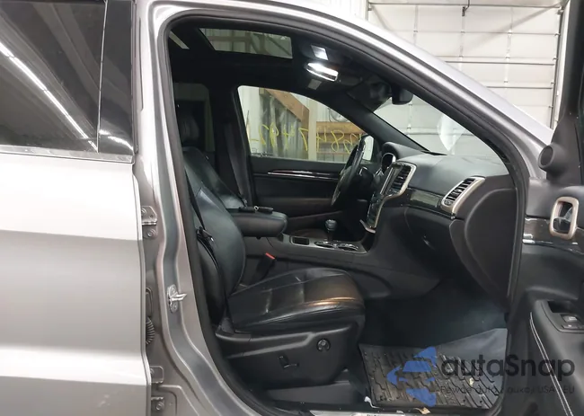 1C4RJECG2EC228999: 43847492