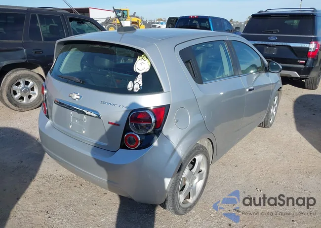 1G1JE6SB2F4118973: 43846638