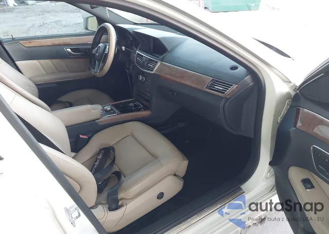 WDDHF5KB6CA571834: 43846674