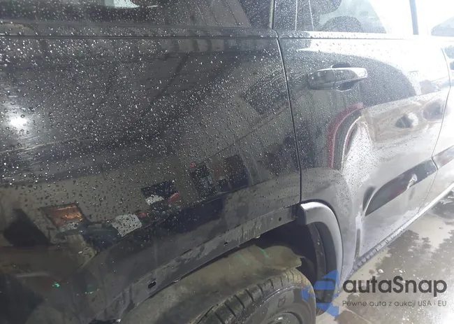 1C4RJFAGXJC477053: 43846776