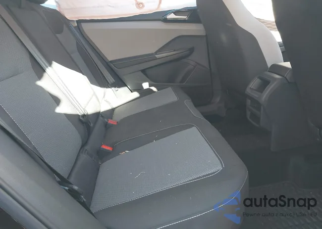 3VV8X7B29RM123054: 43846884