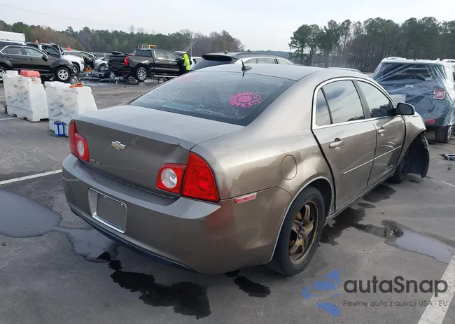 1G1ZB5EBXAF207074: 43847903