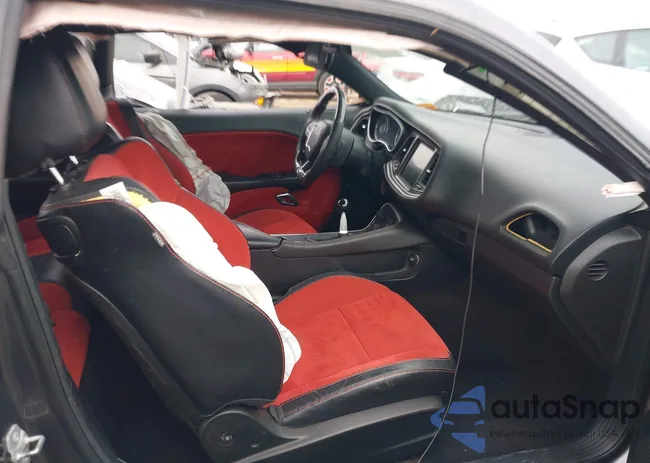 2C3CDZBT9FH711296: 43847918