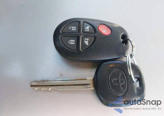 5TDKK3DC5GS713637: 43848200