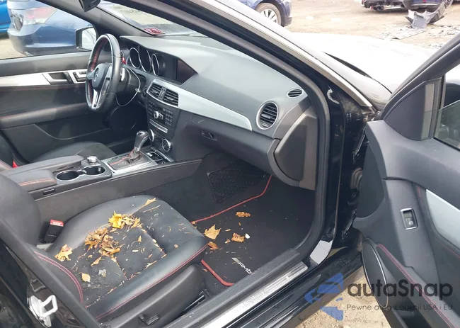 WDDGF8AB9EA916761: 43848407