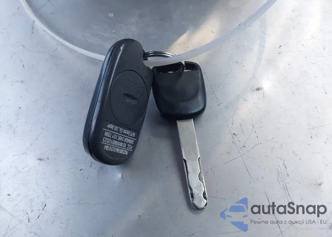 1HGEM22923L012091: 43847720